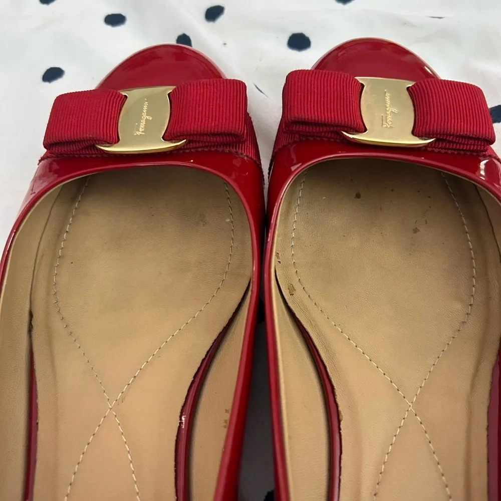 Salvatore Ferragamo cherry red bow ballet flats - Picture 6 of 8